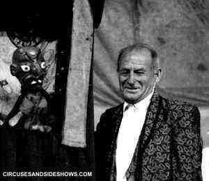 Sideshow magician Fred Harris